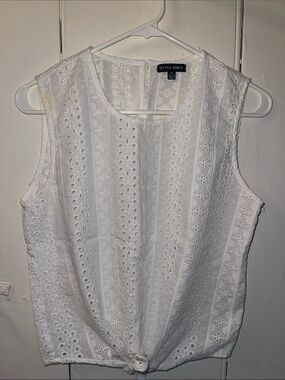 Style Envy White Eyelet Knot-Front Sleeveless top